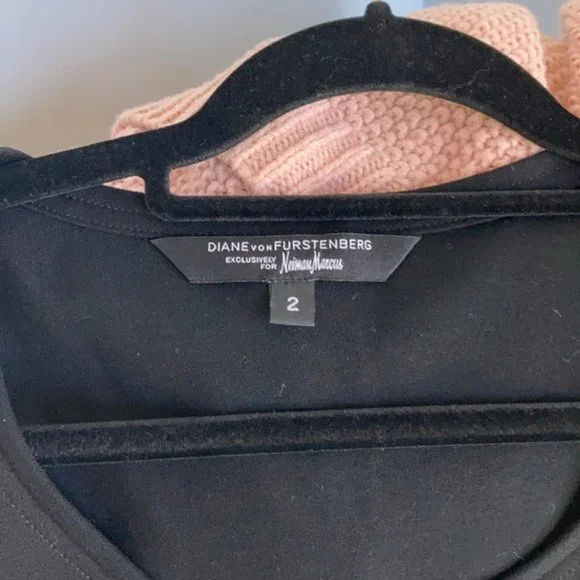 Diane Von Furstenberg Sheath Dress Size 2 Excellent Condition - Picture 5 of 5